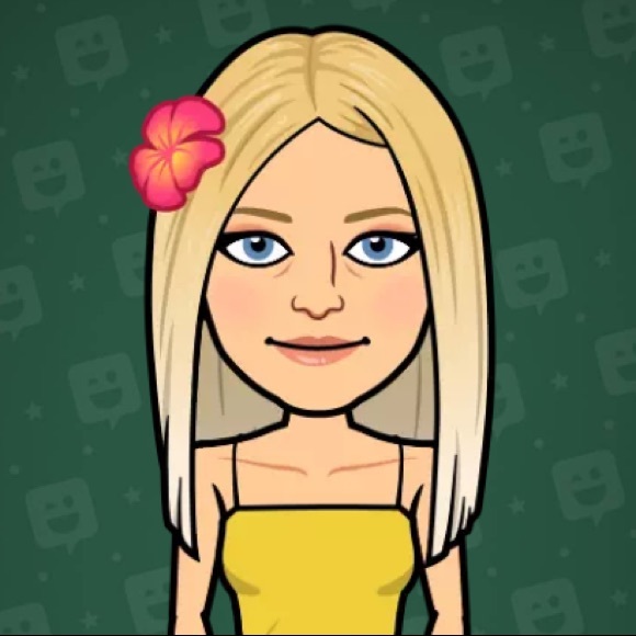 Meet your Posher, Erica - Picture 1 of 8